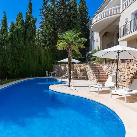 4 Bdrm Andalusian W Cinema & Sea Views Appartement