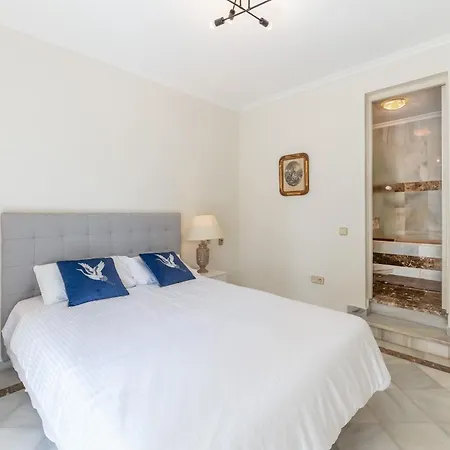 Apartmán 4 Bdrm Andalusian W Cinema & Sea Views *