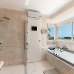 Apartment 4 Bdrm Andalusian W Cinema & Sea Views